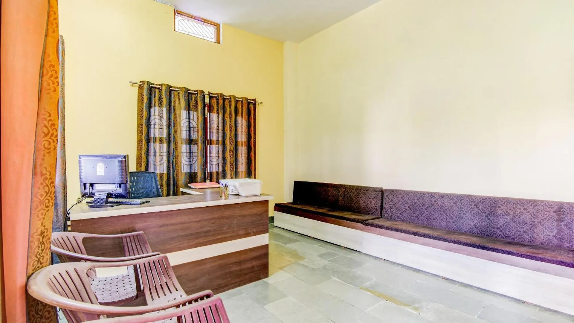 Flagship Usha Guest House Βαρανάσι 2*,  Ινδία
