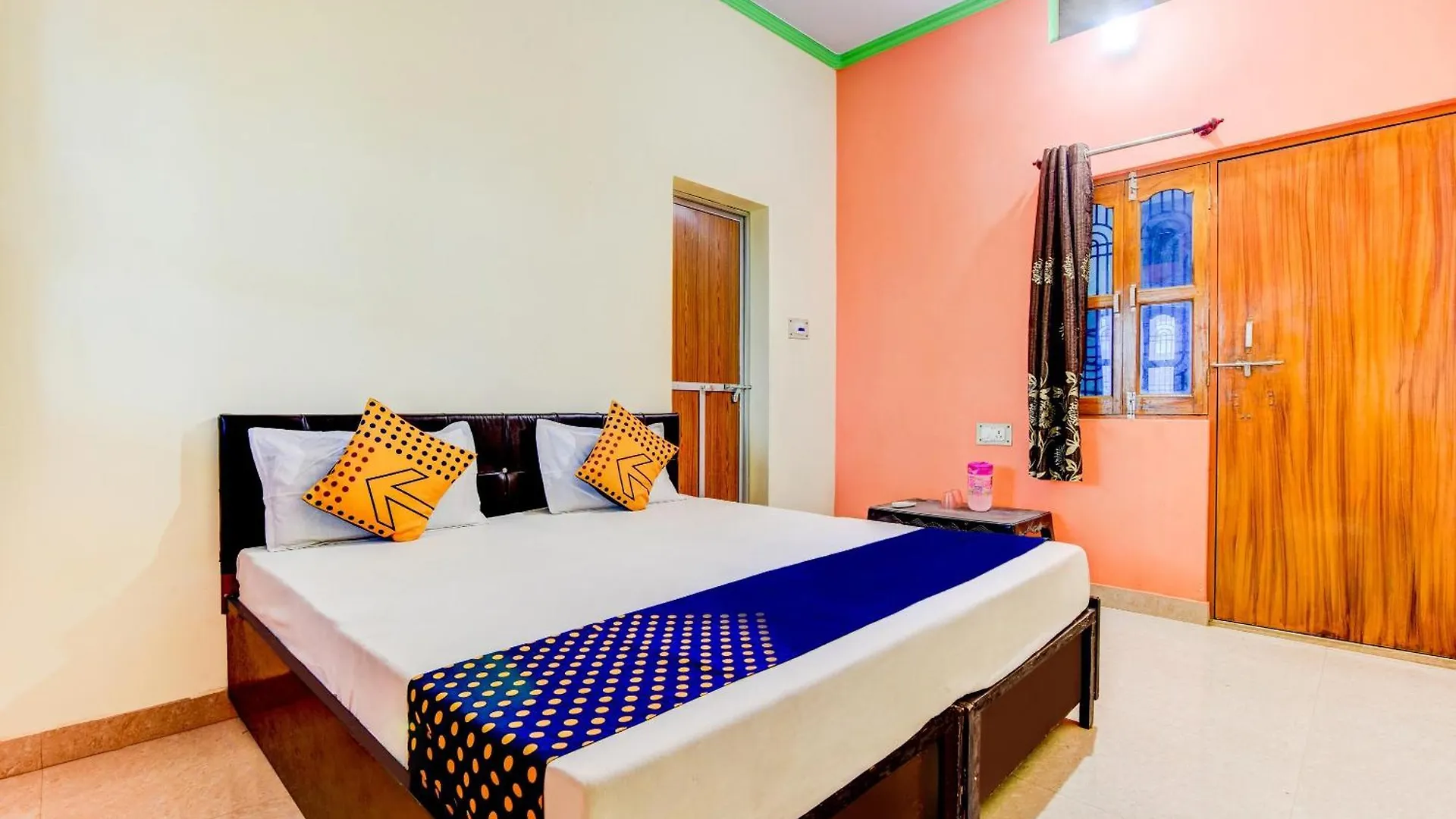 Flagship Usha Guest House Βαρανάσι 2*,